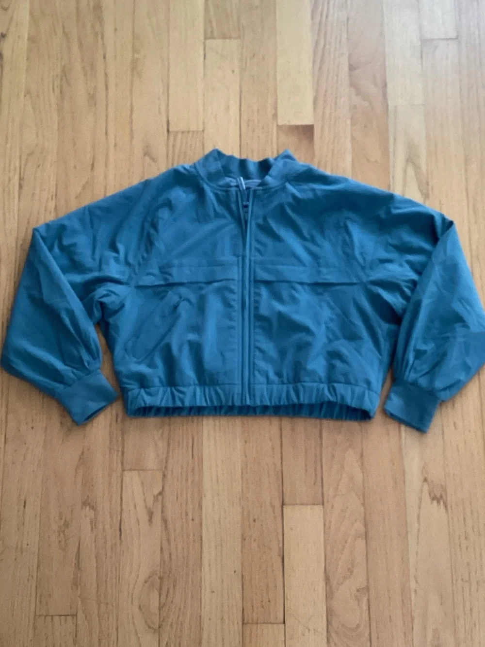 Athleta Moss Green Cropped Zip Jacket
